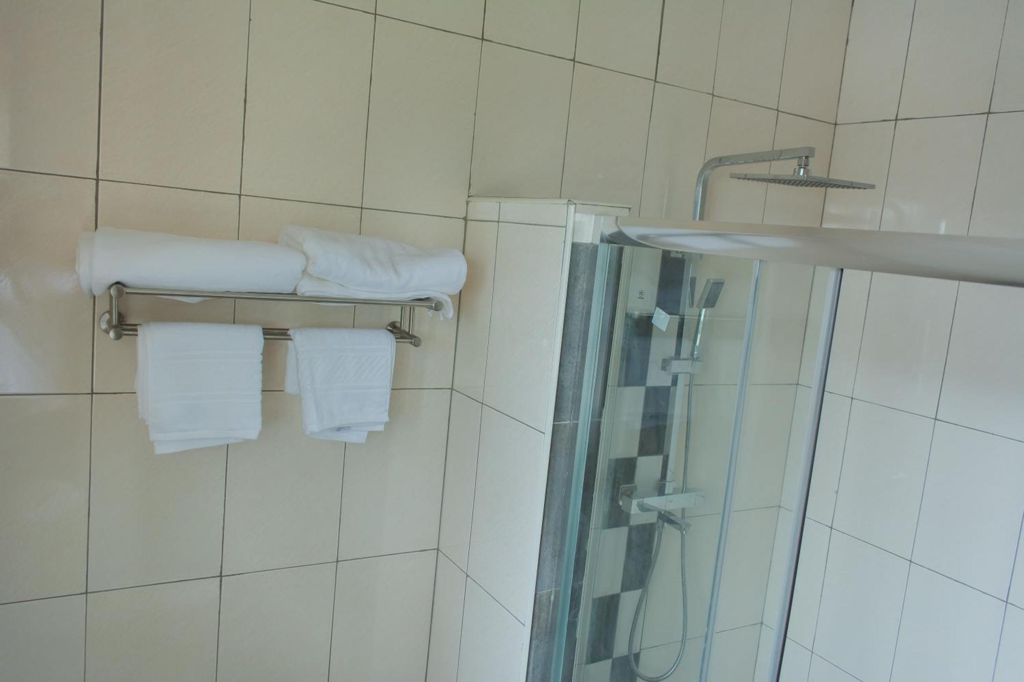 Divine Heights Bed And Breakfast Lilongwe Area 43 ภายนอก รูปภาพ